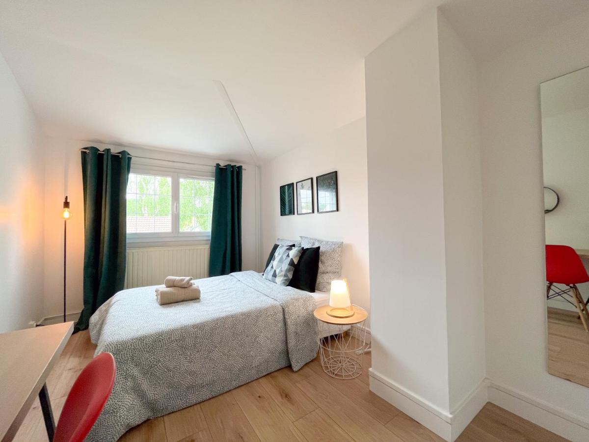 Maison Ideale Pour Visiter Paris Versailles - Chambres Privees Paris-Saclay Bures-sur-Yvette Eksteriør billede